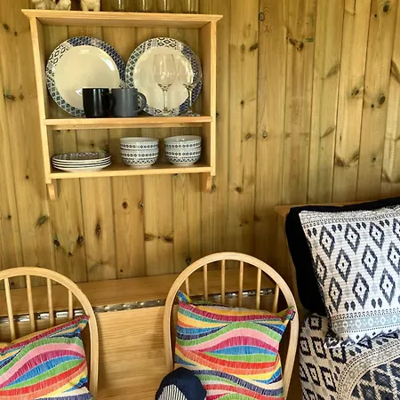 Wee Beach Hut Maidens Exterior photo