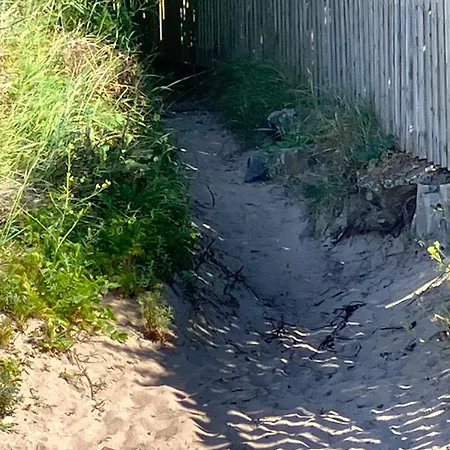 Wee Beach Hut Maidens Exterior photo