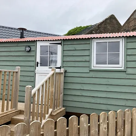 Wee Beach Hut Maidens Exterior photo